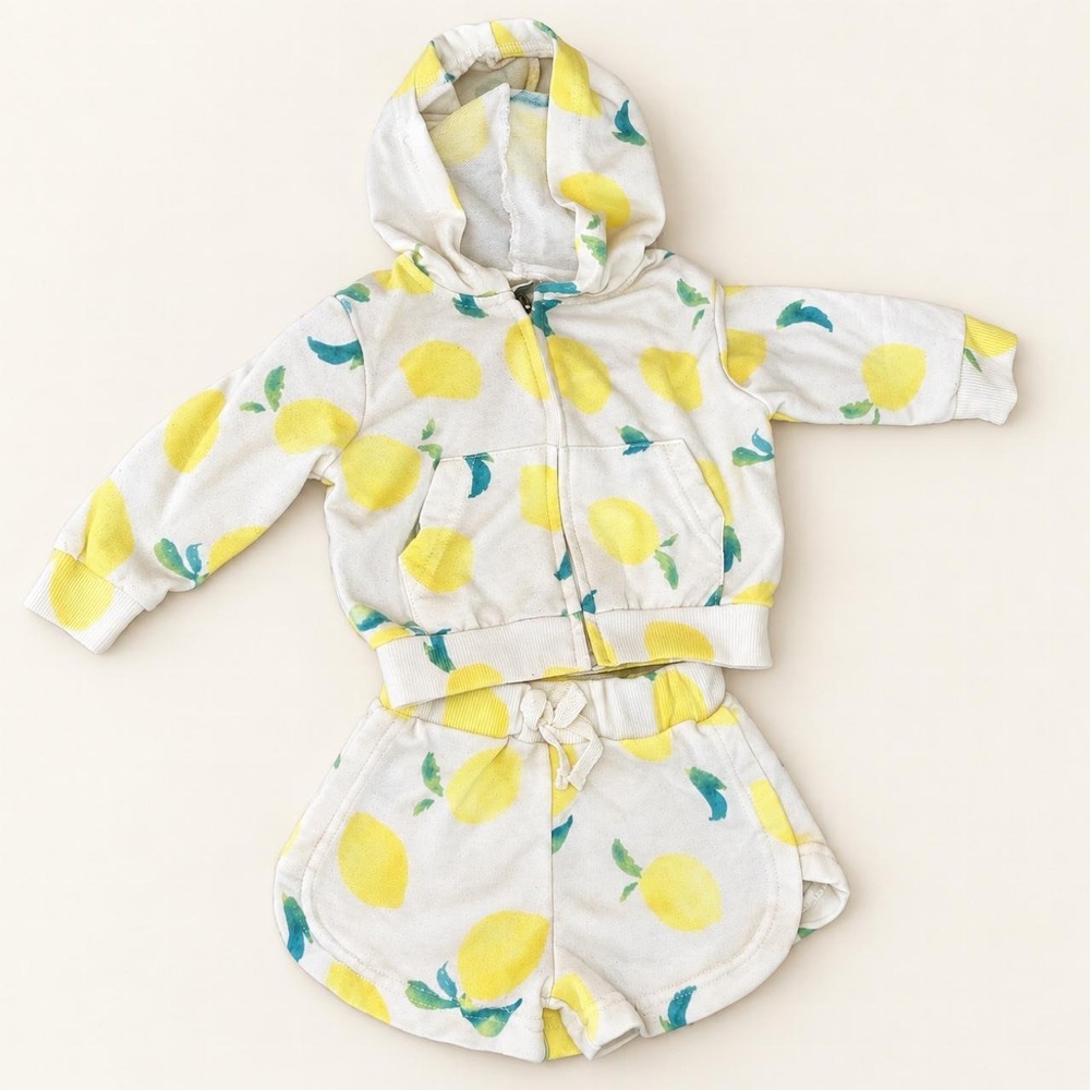 Jessica Simpson Lemon Print Hoodie & Shorts Set – 12 Months